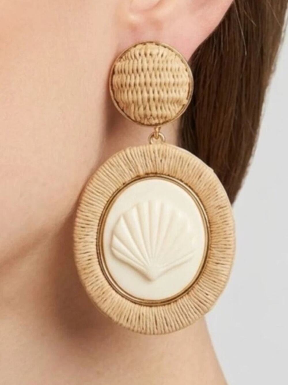 NWT Tuckernuck Jewelry Rowen Raffia Clamshell Statement Drop Earrings